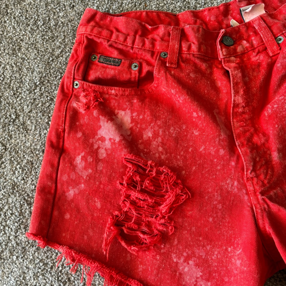 vintage Calvin Klein jeans shorts womens 13 red bleached distressed holy cut off - Picture 4 of 12